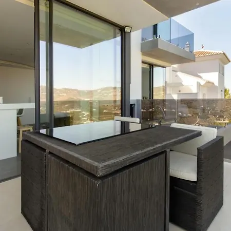 Luxury In Frigiliana - Maui
